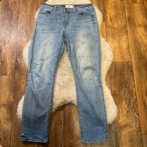 CAbi High Rise Denim Jeans‎ Straight Leg Light Wash Size 8 Style# 5309 Jean